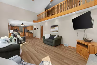 6707 Twin Lane Road, Sun Prairie, WI 53590 - Photo 11