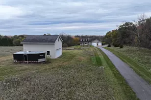 3428 Bluto Blvd, Mount Horeb, WI 53572 - Photo 11