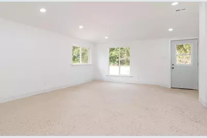 10335 W Highway 81 Road, Beloit, WI 53511 - Photo 5