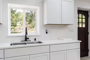 10335 W Hwy 81 Rd, Beloit, WI 53511 - Photo 9