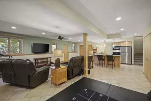 7801 N Robert Dr, Janesville, WI 53536 - Photo 27