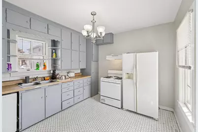 208 W Pleasant Street, Portage, WI 53901 - Photo 3