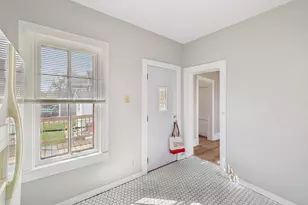 208 W Pleasant St, Portage, WI 53901 - Photo 17