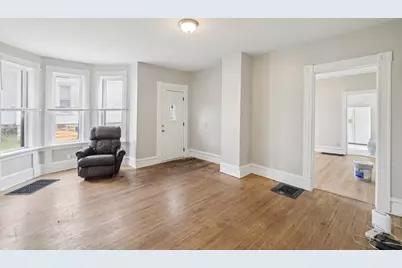 208 W Pleasant Street, Portage, WI 53901 - Photo 9