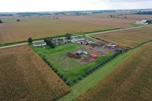 W8930 State Line Rd, Sharon, WI 53585 - Photo 11