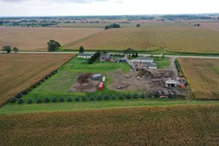 W8930 State Line Rd, Sharon, WI 53585 - Photo 9