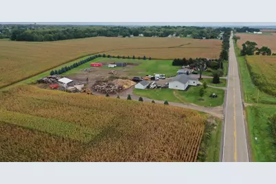 W8930 State Line Rd, Sharon, WI 53585 - Photo 5