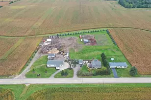 W8930 State Line Rd, Sharon, WI 53585 - Photo 15