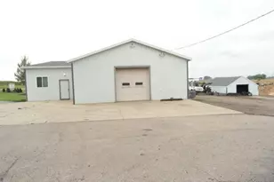 W8930 State Line Rd, Sharon, WI 53585 - Photo 69