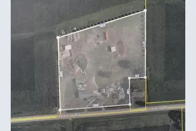 W8930 State Line Rd, Sharon, WI 53585 - Photo 3