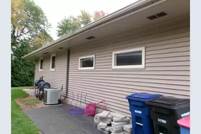 30 Bowen Street, Oshkosh, WI 54901 - Photo 31