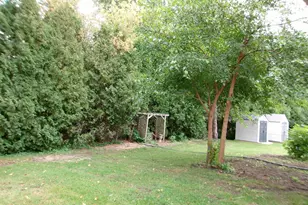 30 Bowen St, Oshkosh, WI 54901 - Photo 33