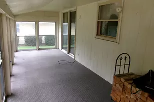 30 Bowen St, Oshkosh, WI 54901 - Photo 23