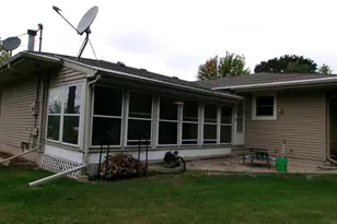 30 Bowen St, Oshkosh, WI 54901 - Photo 39