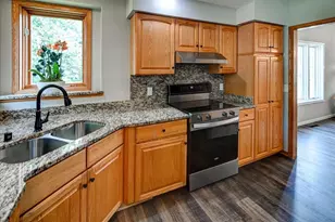 1822 Cobblestone Ct, Sun Prairie, WI 53590 - Photo 13