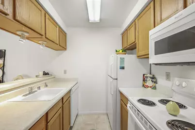 4318 Melody Lane #204, Madison, WI 53704 - Photo 13