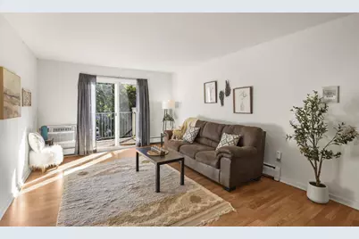 4318 Melody Lane #204, Madison, WI 53704 - Photo 9