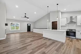 709 Prairie Ln, Mazomanie, WI 53560 - Photo 5