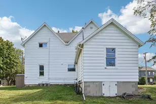 114 N 2nd St, Mount Horeb, WI 53572 - Photo 55