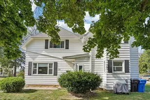 114 N 2nd St, Mount Horeb, WI 53572 - Photo 7