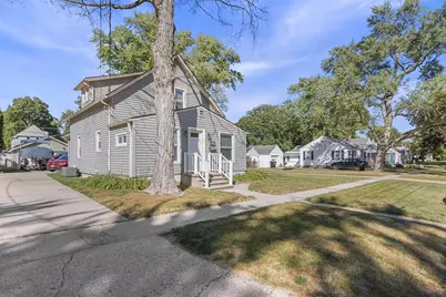 1749 Forest Avenue, Beloit, WI 53511 - Photo 29