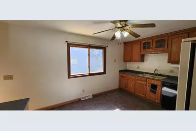 206 S Garfield Street, Barneveld, WI 53507 - Photo 5