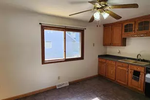 206 S Garfield St, Barneveld, WI 53507 - Photo 5