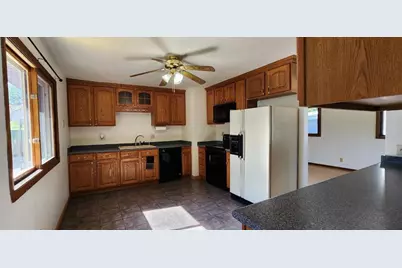 206 S Garfield Street, Barneveld, WI 53507 - Photo 3