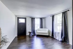 2801 Rimrock Rd, Fitchburg, WI 53713 - Photo 7