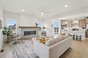 6631 Redpoll Rd, Middleton, WI 53562 - Photo 5