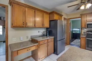 163 Hickory Ct, Oregon, WI 53575 - Photo 9