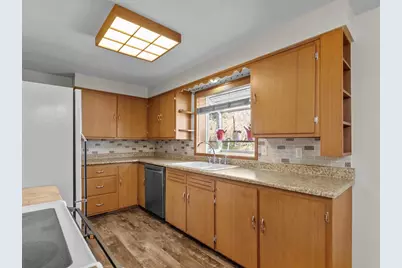 944 Fond Du Lac Avenue, Sheboygan Falls, WI 53085 - Photo 3