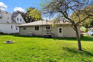 944 Fond Du Lac Ave, Sheboygan Falls, WI 53085 - Photo 15