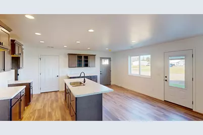 703 Stelting Street, Sparta, WI 54656 - Photo 5