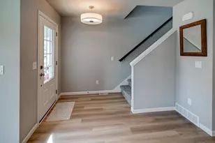 6567 Prairie Wood Dr, Mcfarland, WI 53558 - Photo 7