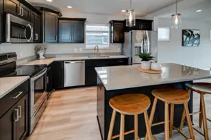 6567 Prairie Wood Dr, Mcfarland, WI 53558 - Photo 17