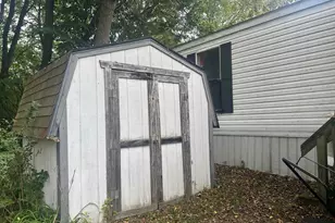 903 Moore St, Baraboo, WI 53913 - Photo 5