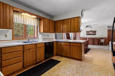 N5701 Lakeview Drive, Green Lake, WI 54941 - Photo 3