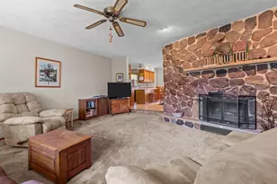 N5701 Lakeview Dr, Green Lake, WI 54941 - Photo 17