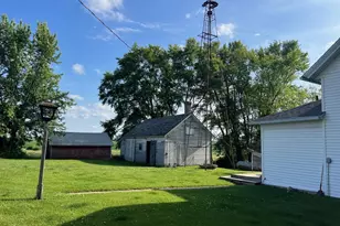 4923 Meek Rd, Arlington, WI 53911 - Photo 9