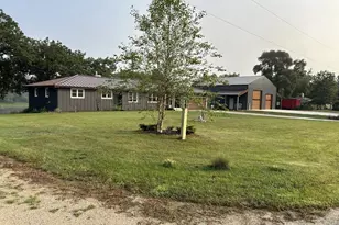 8151 N Stone Farm Rd, Edgerton, WI 53534 - Photo 3