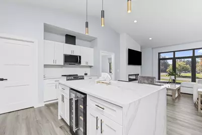 383 Oakbrook Drive, Wisconsin Dells, WI 53965 - Photo 11