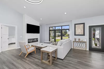 383 Oakbrook Drive, Wisconsin Dells, WI 53965 - Photo 3