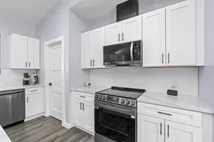 383 Oakbrook Dr, Wisconsin Dells, WI 53965 - Photo 11