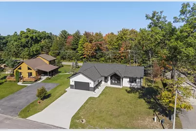 383 Oakbrook Drive, Wisconsin Dells, WI 53965 - Photo 55