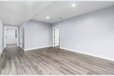 383 Oakbrook Drive, Wisconsin Dells, WI 53965 - Photo 31