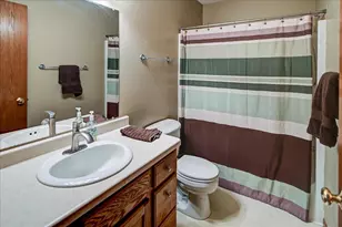 1792 Frawley Dr, Sun Prairie, WI 53590 - Photo 15