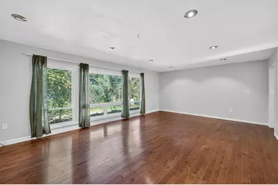 1626 Laurel Crest, Madison, WI 53705 - Photo 5