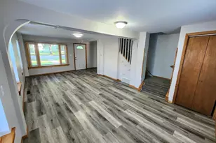 330 7th St, Baraboo, WI 53913 - Photo 17