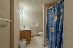 4 Sebring Ct, Madison, WI 53719 - Photo 37